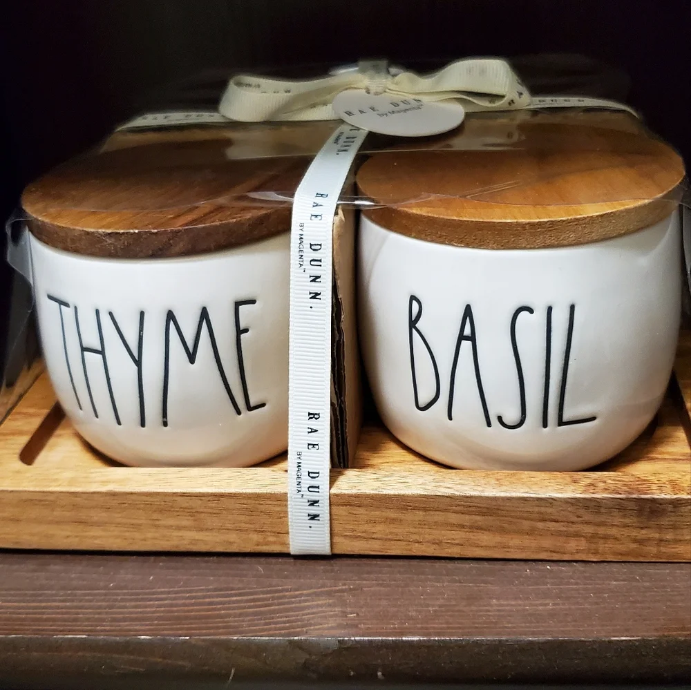 Rae Dunn 4 Herb Containers - Picture 2 of 4